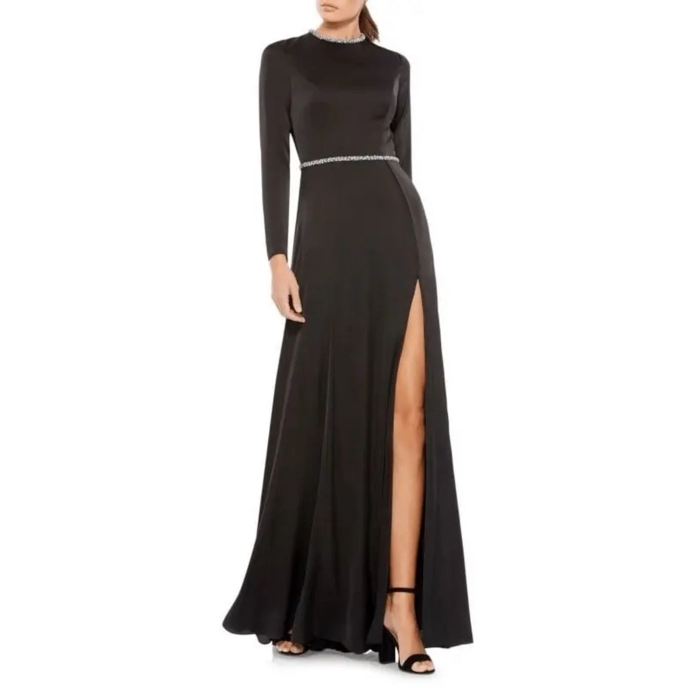 NEW IEENA FOR MAC DUGGAL Beaded Trim High Neck Open Back Gown Size 8